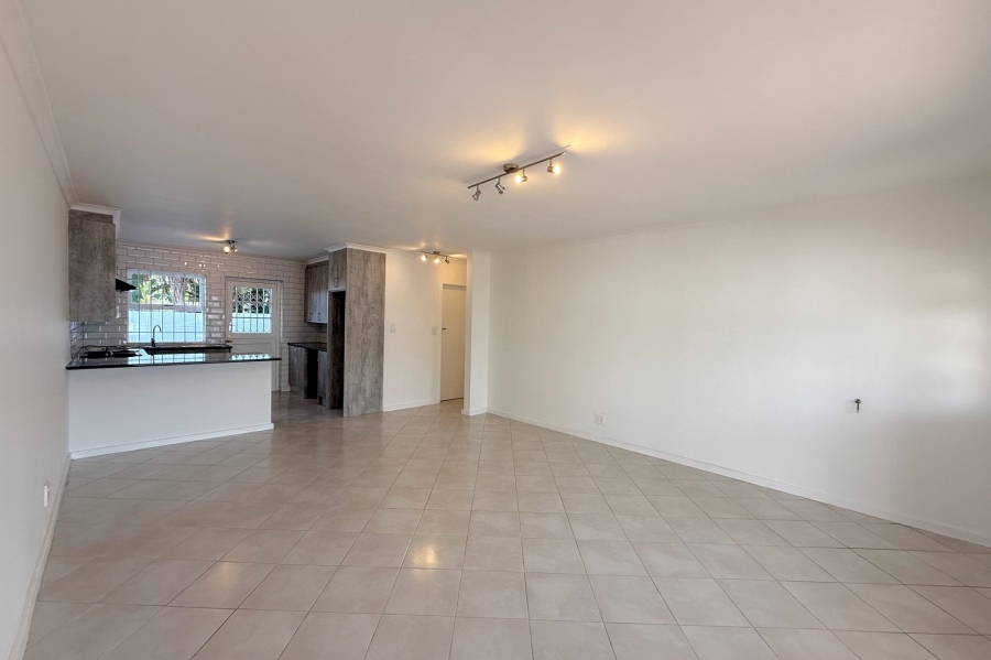 To Let 2 Bedroom Property for Rent in Flamingo Vlei Western Cape